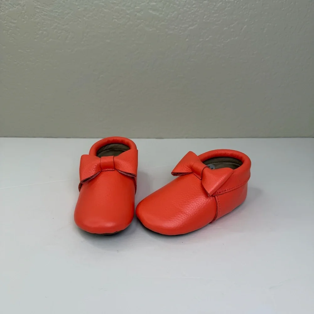 Monkey Feet Baby Leather Moccasins With Bow Shoes Size 12-18 Months